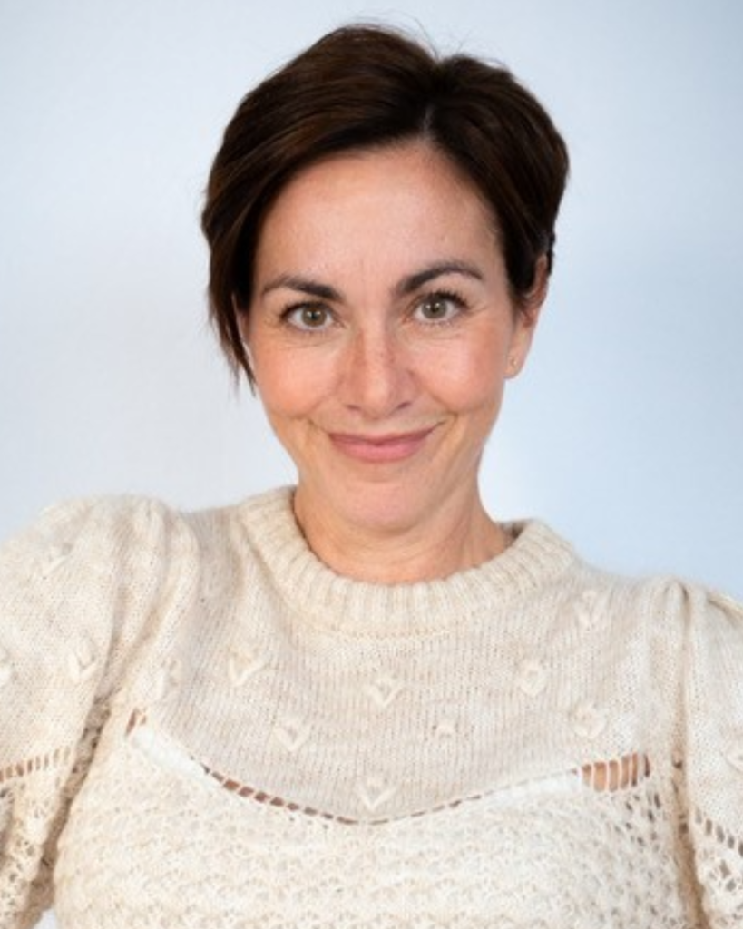 L’incroyable histoire de la première femme du web français – Catherine Barba, la reine du E-Commerce